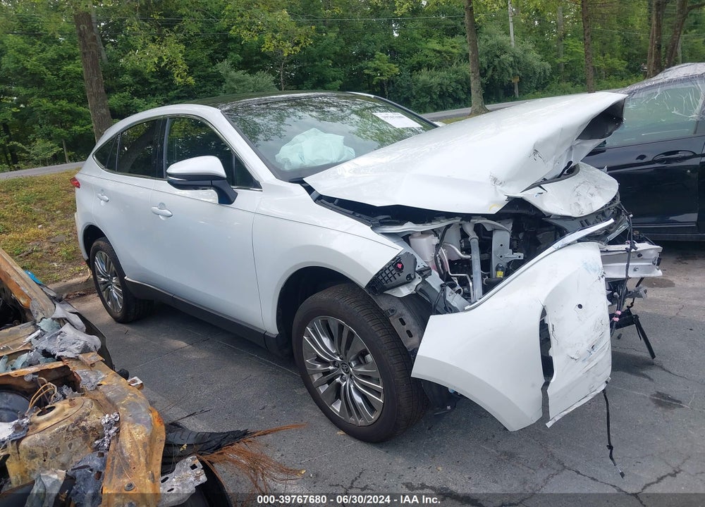 2023 TOYOTA VENZA LIMITED VIN: JTEAAAAH9PJ124960