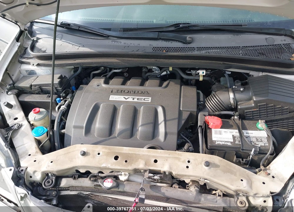 2008 HONDA ODYSSEY LX VIN: 5FNRL382X8B115630