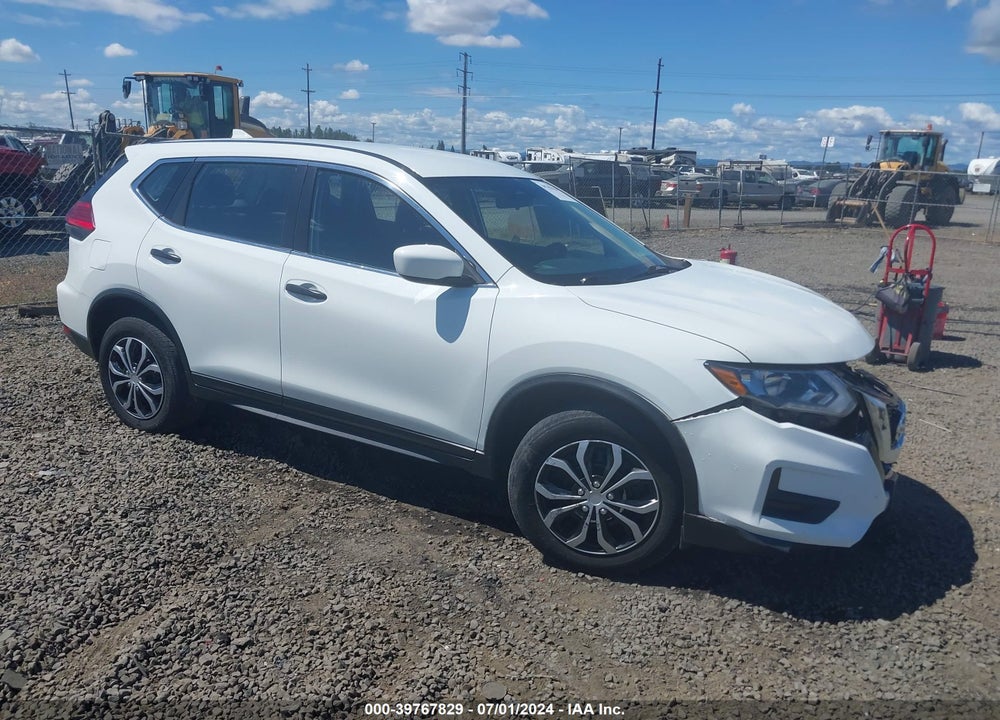 2017 NISSAN ROGUE S VIN: KNMAT2MV2HP510026
