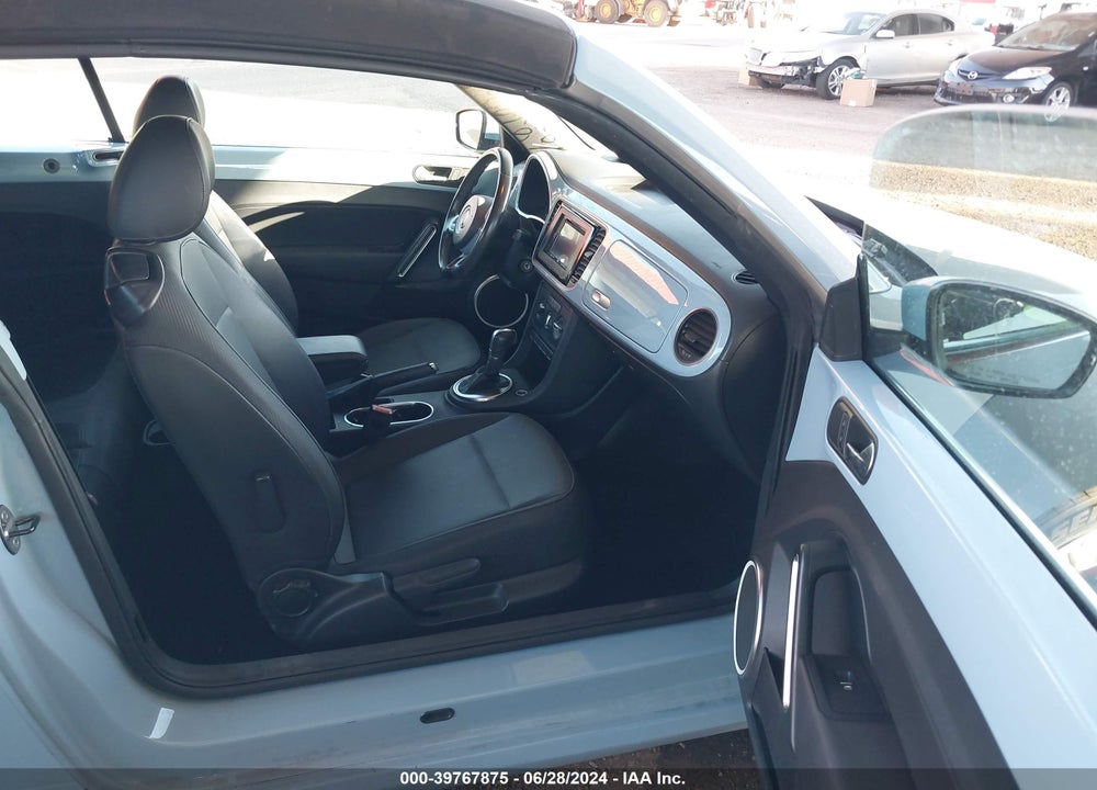 2015 VOLKSWAGEN BEETLE 1.8T VIN: 3VW517AT4FM801070