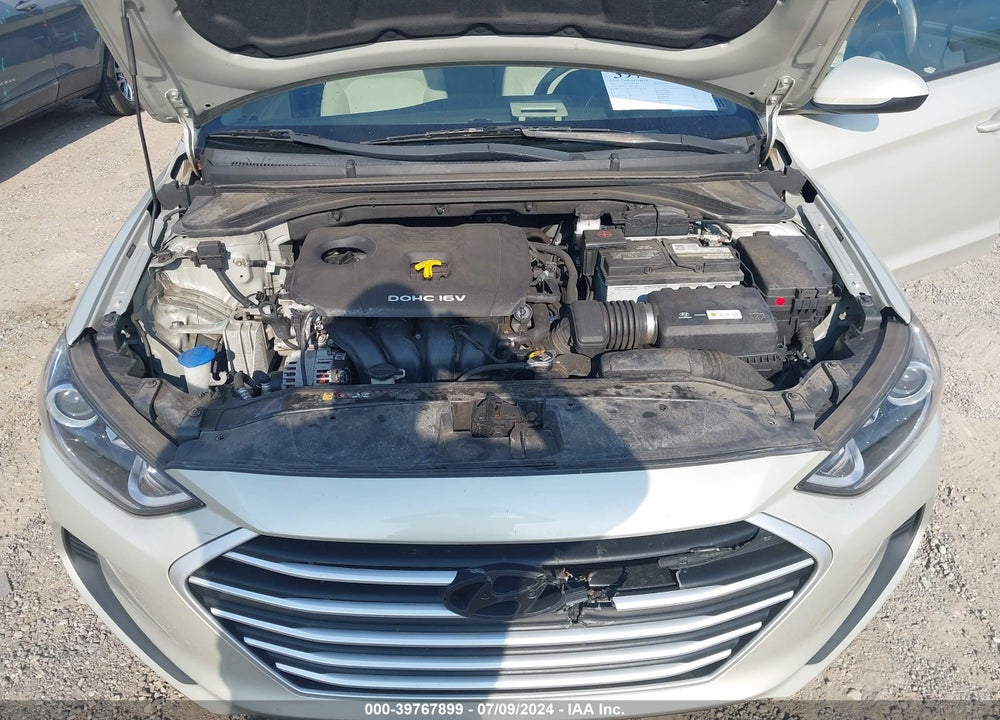 2017 HYUNDAI ELANTRA SE VIN: 5NPD84LF7HH110706