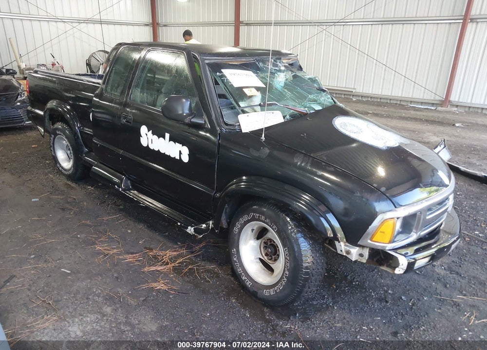 1994 CHEVROLET S TRUCK S10 VIN: 1GCCS19ZXR8229203