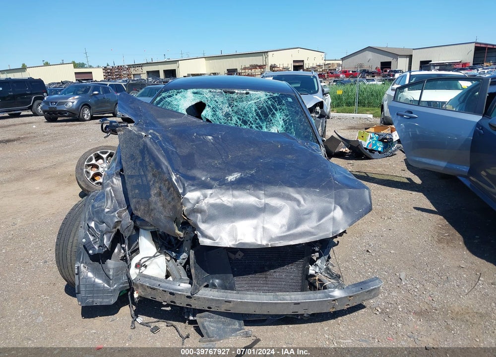 2018 CHRYSLER 300 VIN: 2C3CCAGG3JH117957