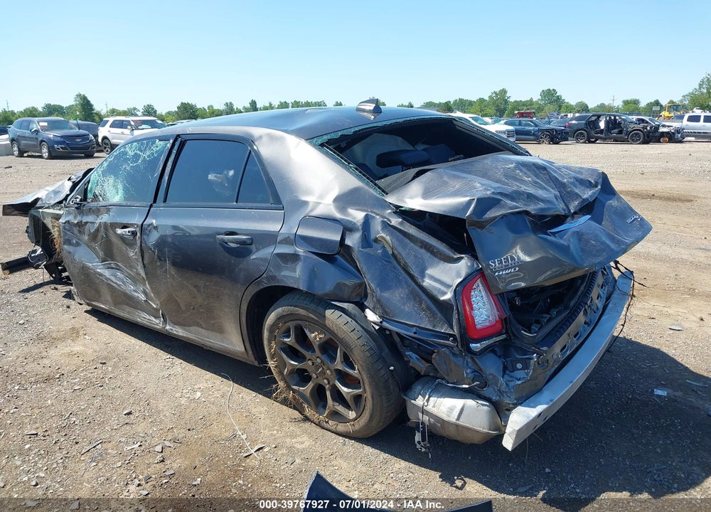 2018 CHRYSLER 300 VIN: 2C3CCAGG3JH117957