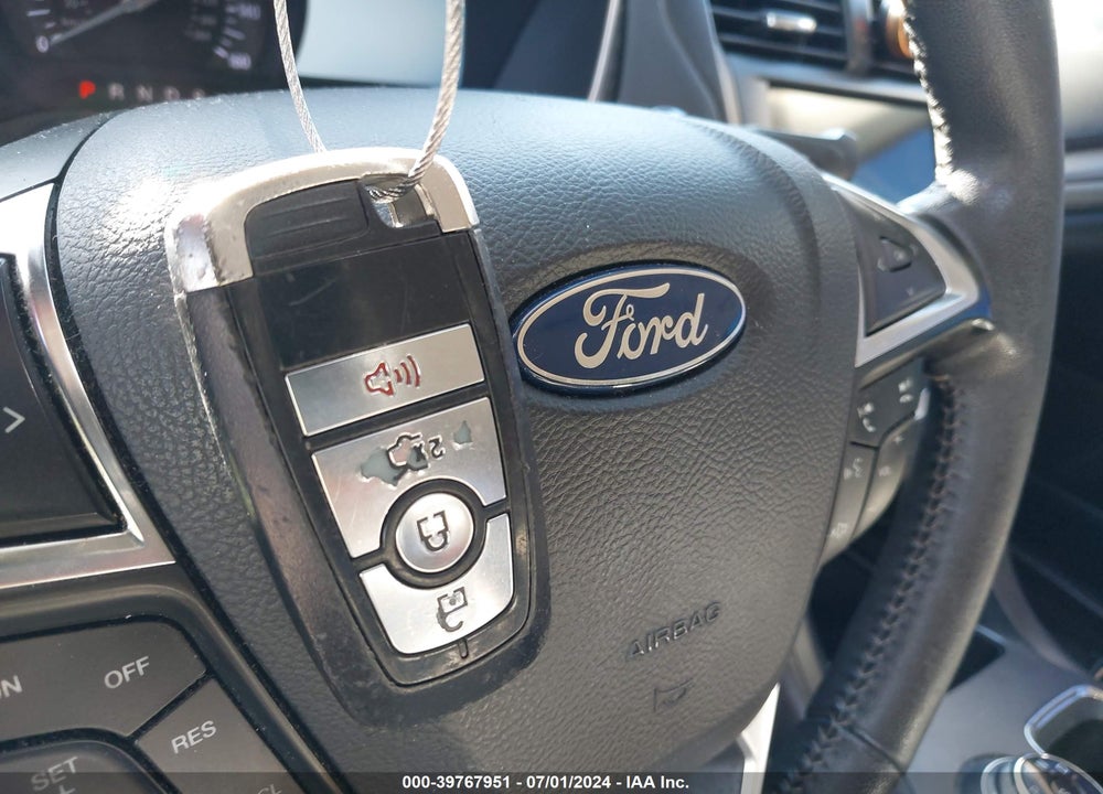 2019 FORD FUSION SE VIN: 3FA6P0HD7KR131318