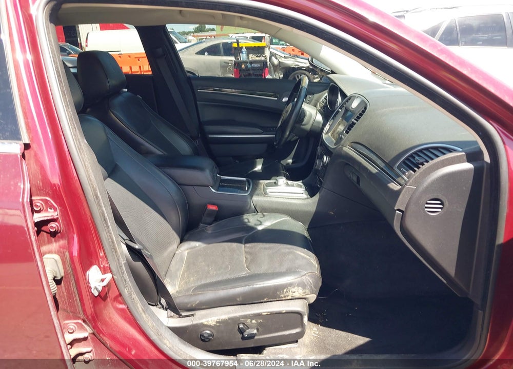 2016 CHRYSLER 300C AWD VIN: 2C3CCAKGXGH182630