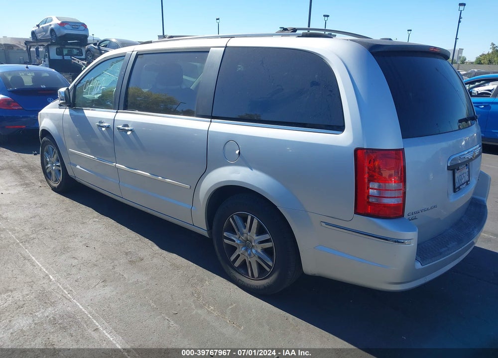 2010 CHRYSLER TOWN & COUNTRY NEW LIMITED VIN: 2A4RR7DX1AR399077