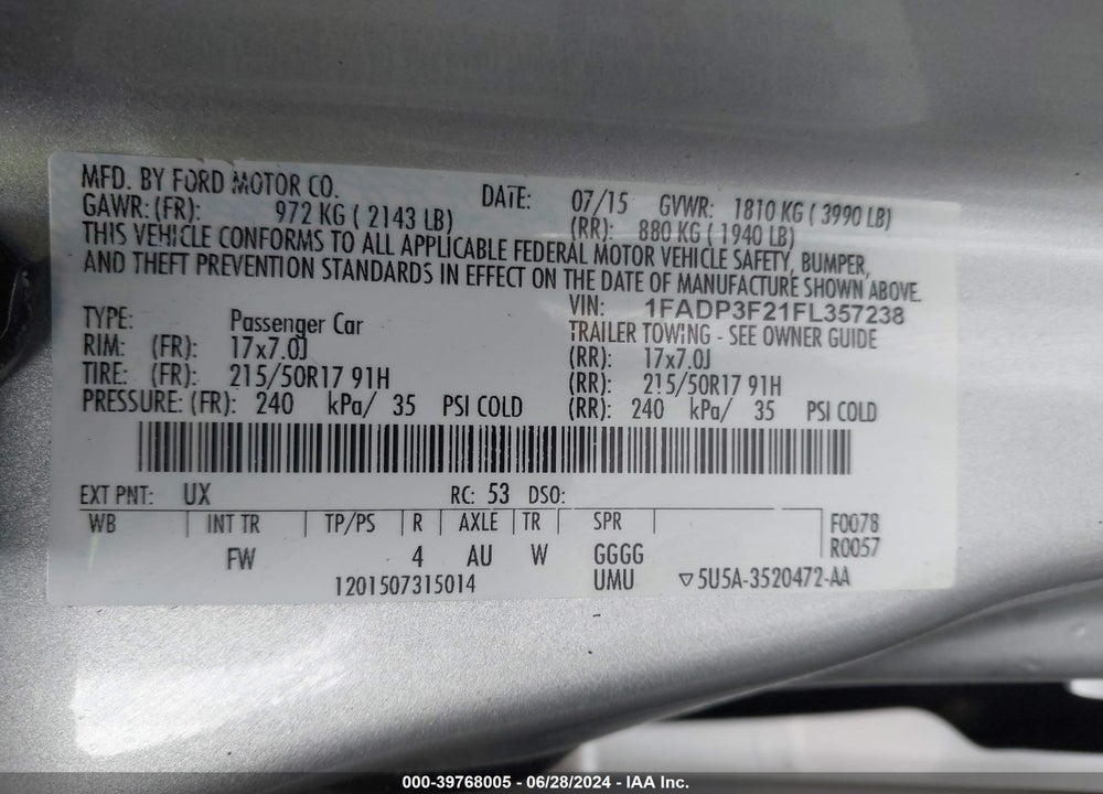 2015 FORD FOCUS SE VIN: 1FADP3F21FL357238