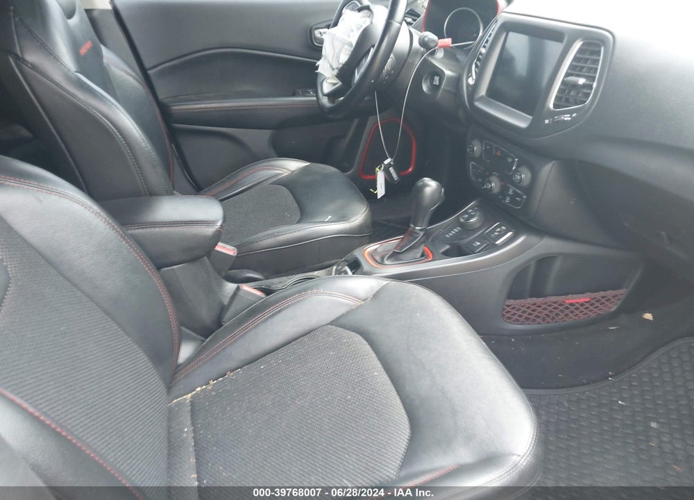 2020 JEEP COMPASS VIN: 3C4NJDDB7LT221513