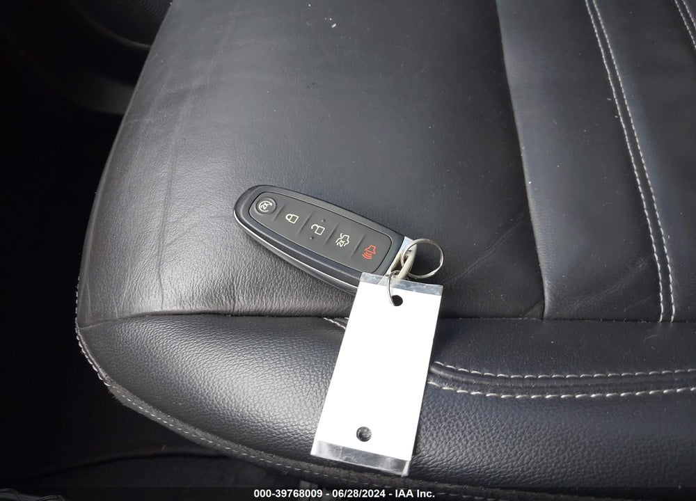 2018 FORD ESCAPE TITANIUM VIN: 1FMCU9J99JUA19302