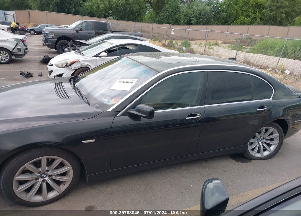 2007 BMW 750LI VIN: WBAHN83547DT75108