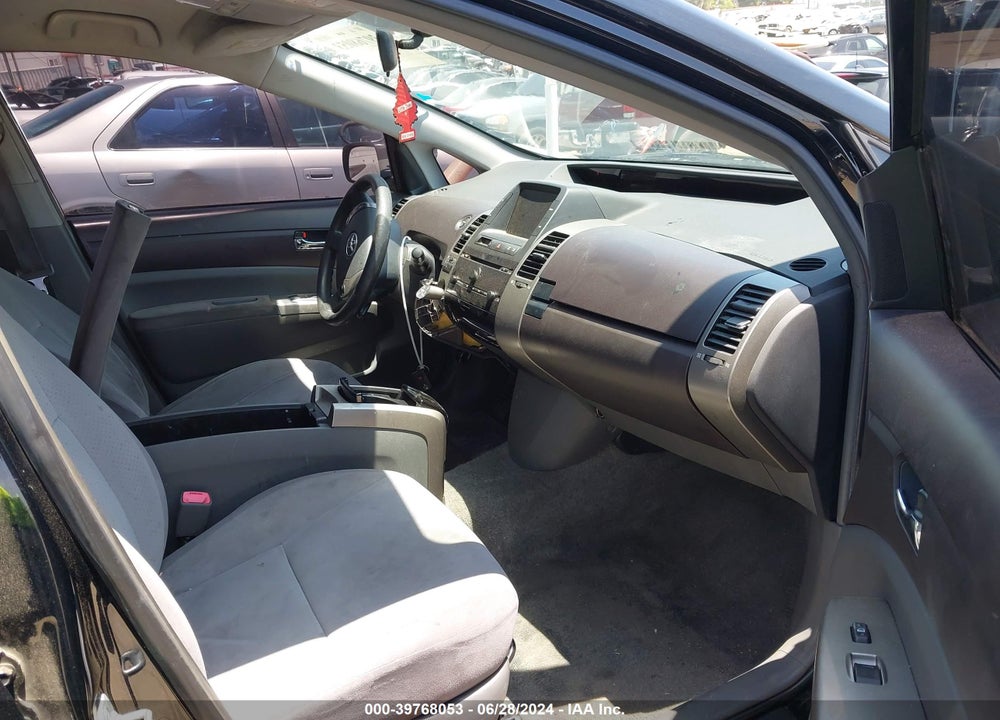 2004 TOYOTA PRIUS VIN: JTDKB20UX40109668