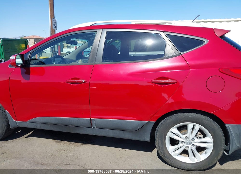 2013 HYUNDAI TUCSON GLS VIN: KM8JUCAC6DU607419