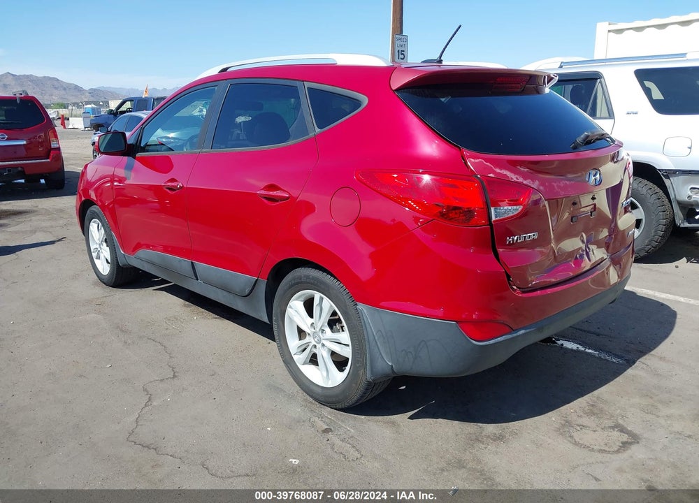 2013 HYUNDAI TUCSON GLS VIN: KM8JUCAC6DU607419