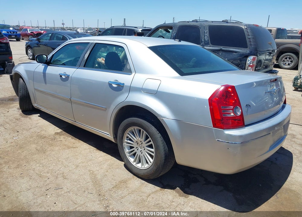 2010 CHRYSLER 300 TOURING/SIGNATURE SERIES/EXECUTIVE SERIES VIN: 2C3CA5CV0AH206189