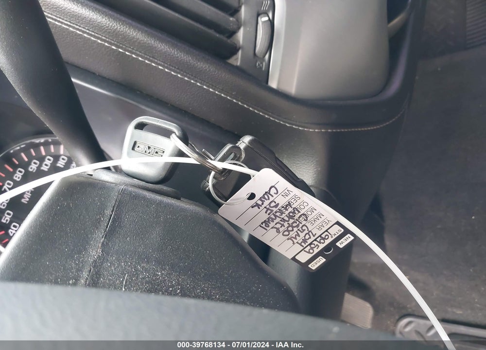 2014 GMC SIERRA 1500 SLE VIN: 3GTP1UEC1EG490487