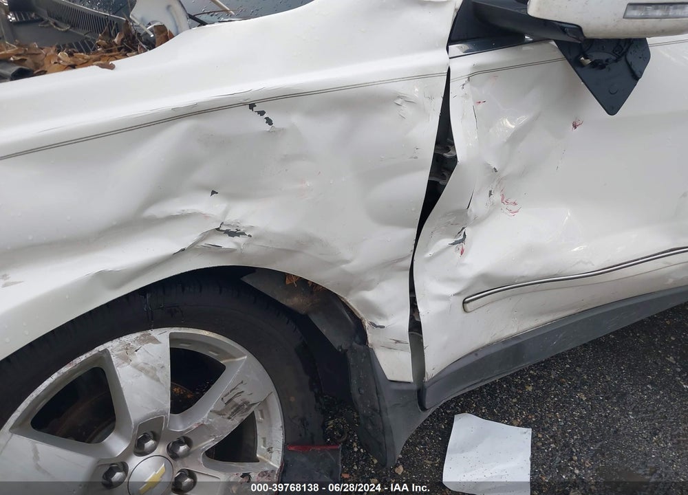 2011 CHEVROLET TRAVERSE LTZ VIN: 1GNKRLED4BJ196105