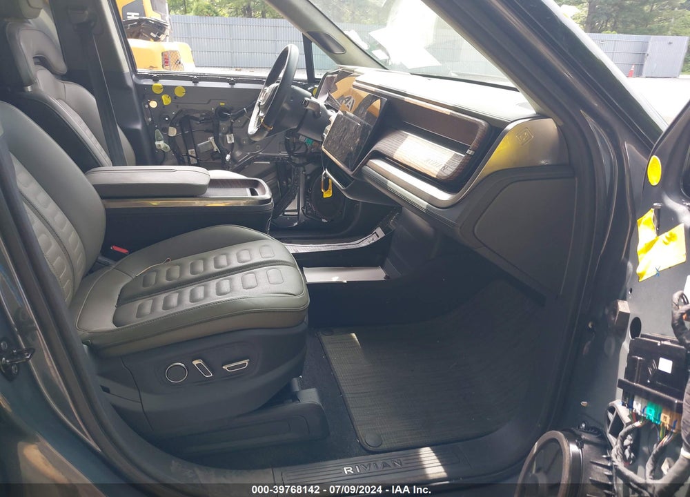 2023 RIVIAN R1S ADVENTURE VIN: 7PDSGABA7PN007369