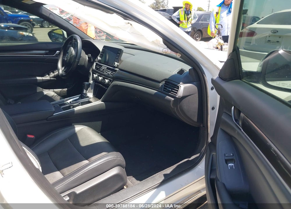 2018 HONDA ACCORD SPORT VIN: 1HGCV1F35JA170194