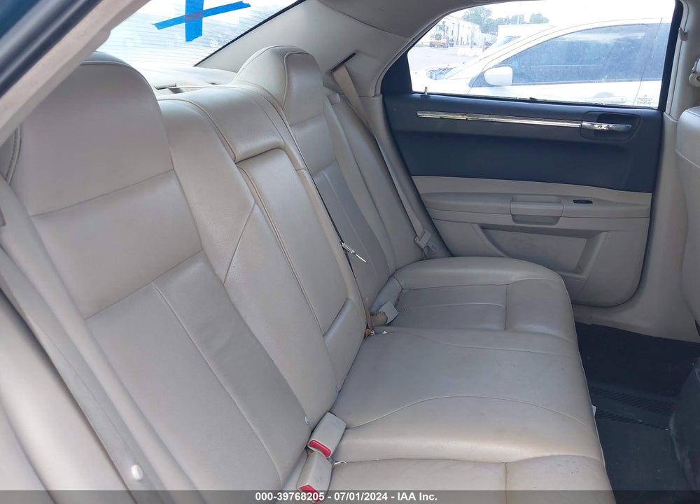 2005 CHRYSLER 300 TOURING VIN: 2C3JA53G35H658068