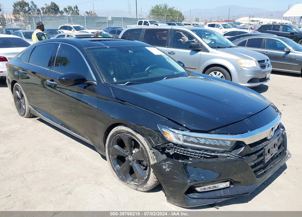 2018 HONDA ACCORD TOURING VIN: 1HGCV1F91JA085020