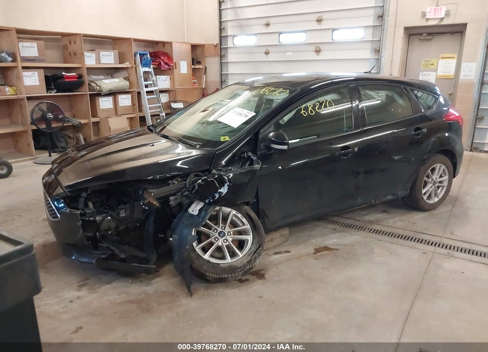 2017 FORD FOCUS SE VIN: 1FADP3K29HL247739