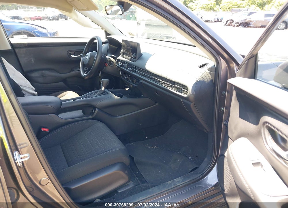 2023 HONDA HR-V AWD LX VIN: 3CZRZ2H34PM735329