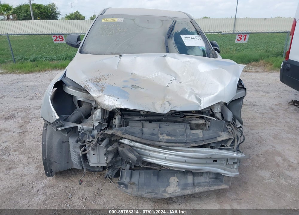 2017 CHEVROLET EQUINOX VIN: 2GNALBEK0H1507120