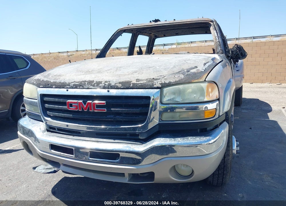 2004 GMC SIERRA 3500 SLE VIN: 1GTJC33124F172356