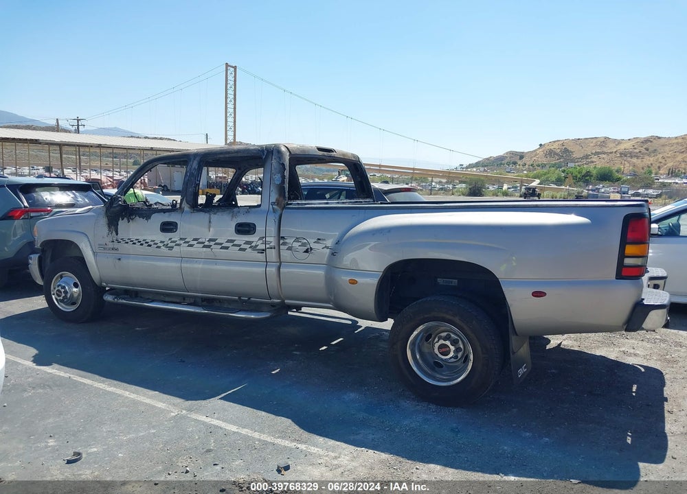 2004 GMC SIERRA 3500 SLE VIN: 1GTJC33124F172356