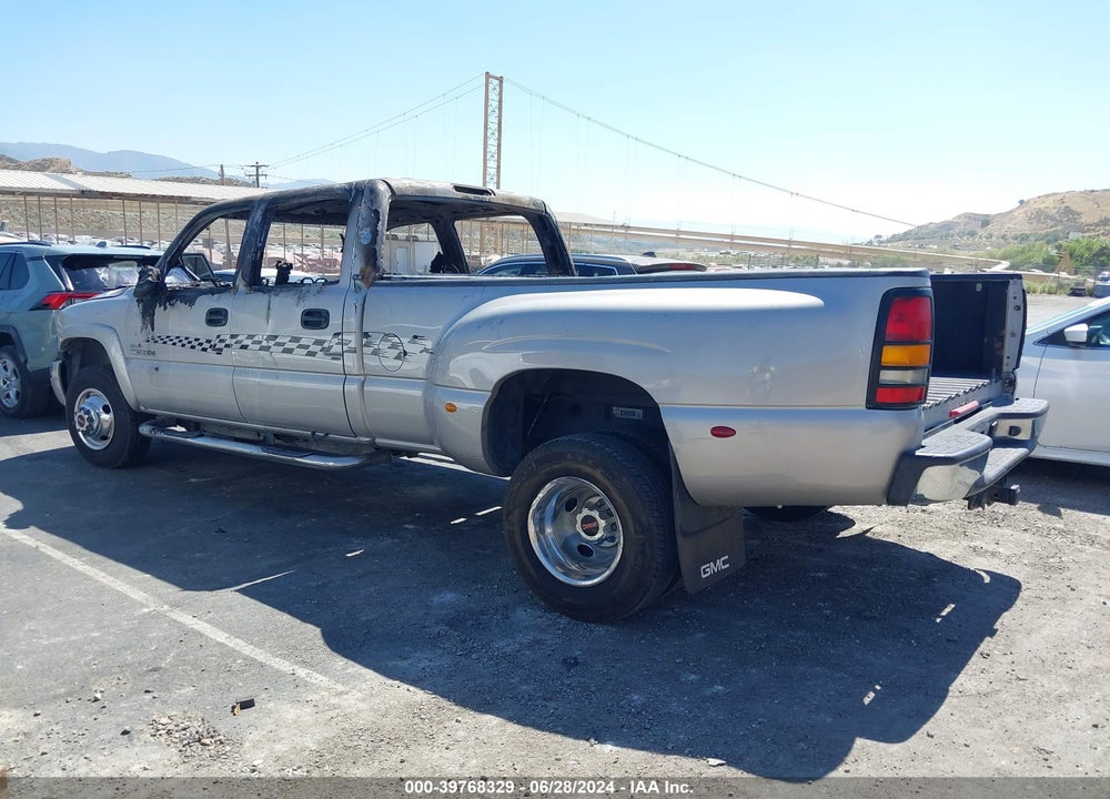 2004 GMC SIERRA 3500 SLE VIN: 1GTJC33124F172356