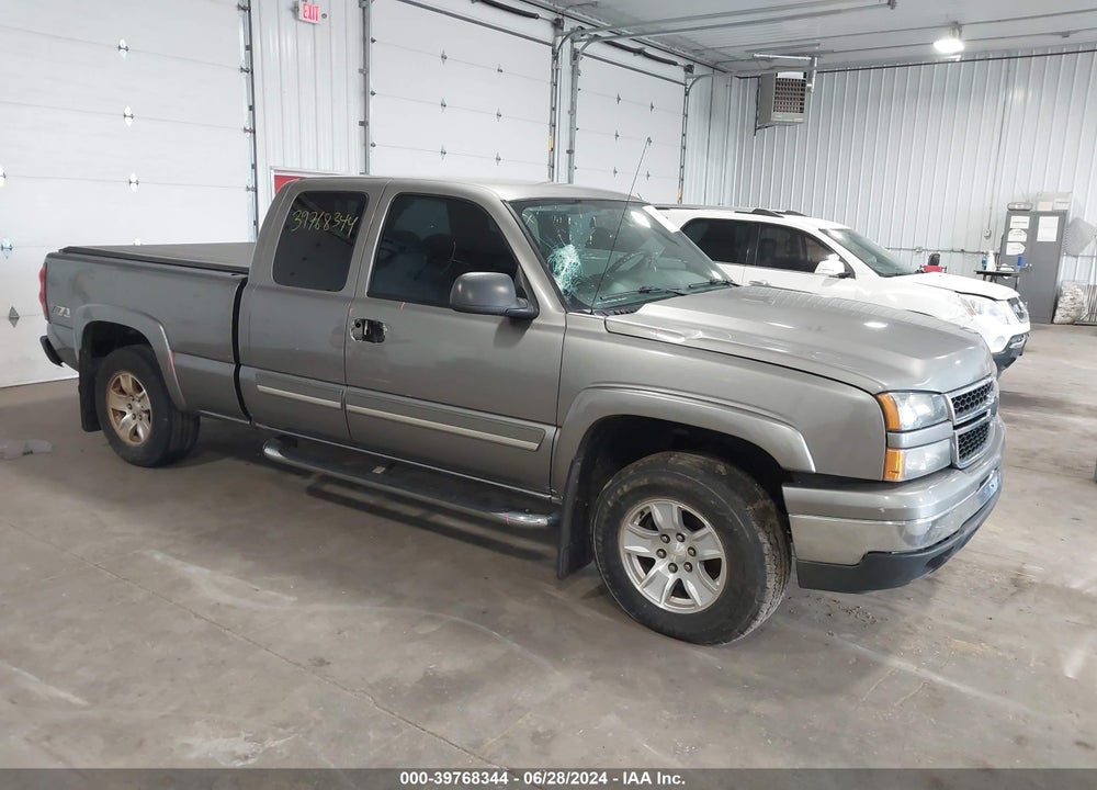 2007 CHEVROLET SILVERADO 1500 CLASSIC LT1 VIN: 1GCEK19Z57Z173882