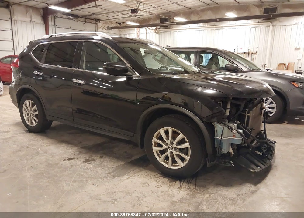 2018 NISSAN ROGUE SV VIN: KNMAT2MV3JP612618
