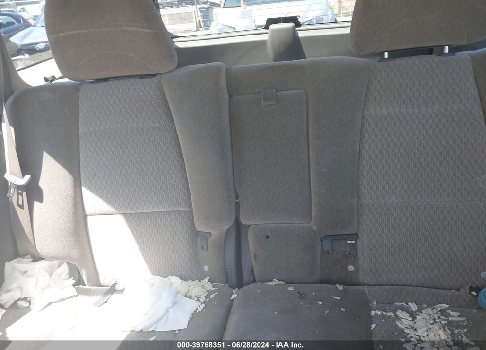 2004 HYUNDAI SANTA FE VIN: KM8SB12B74U775977