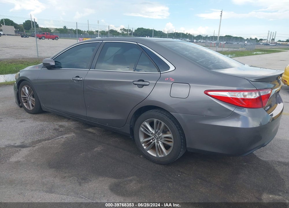 2015 TOYOTA CAMRY SE VIN: 4T1BF1FK5FU496397