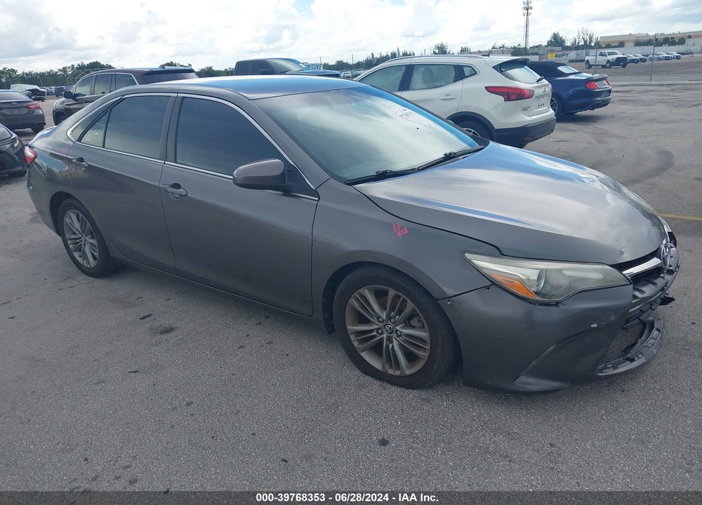 2015 TOYOTA CAMRY SE VIN: 4T1BF1FK5FU496397