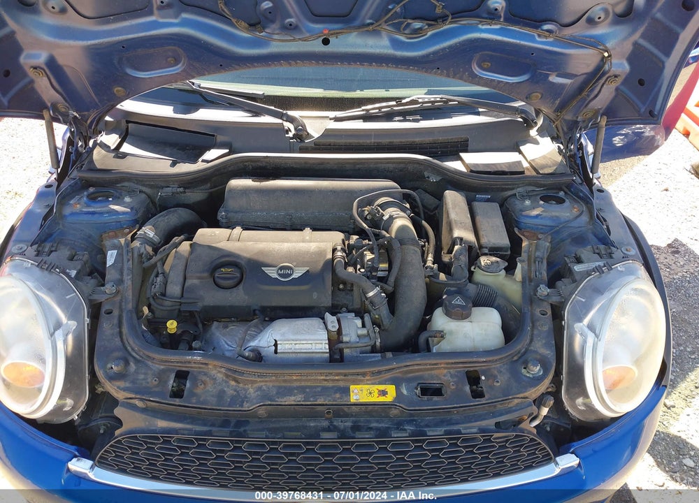 2012 MINI COOPER S VIN: WMWSV3C56CTY18593