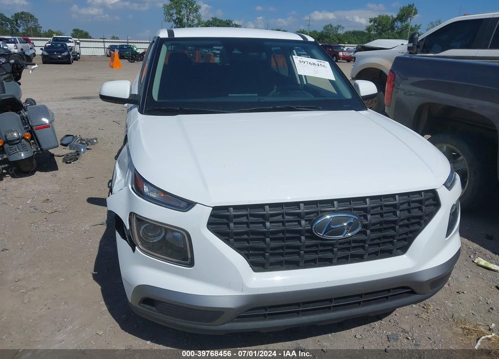 2022 HYUNDAI VENUE SE VIN: KMHRB8A37NU156587