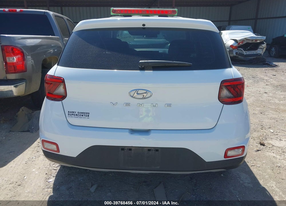 2022 HYUNDAI VENUE SE VIN: KMHRB8A37NU156587