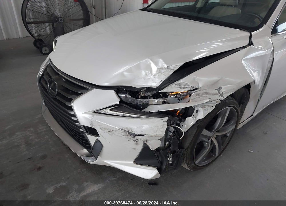 2020 LEXUS IS 300 VIN: JTHDA1D20L5107491