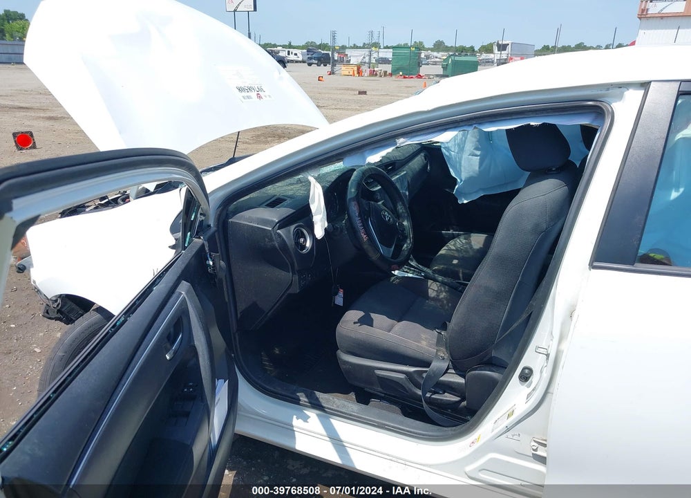 2019 TOYOTA COROLLA LE VIN: 5YFBURHE5KP891607
