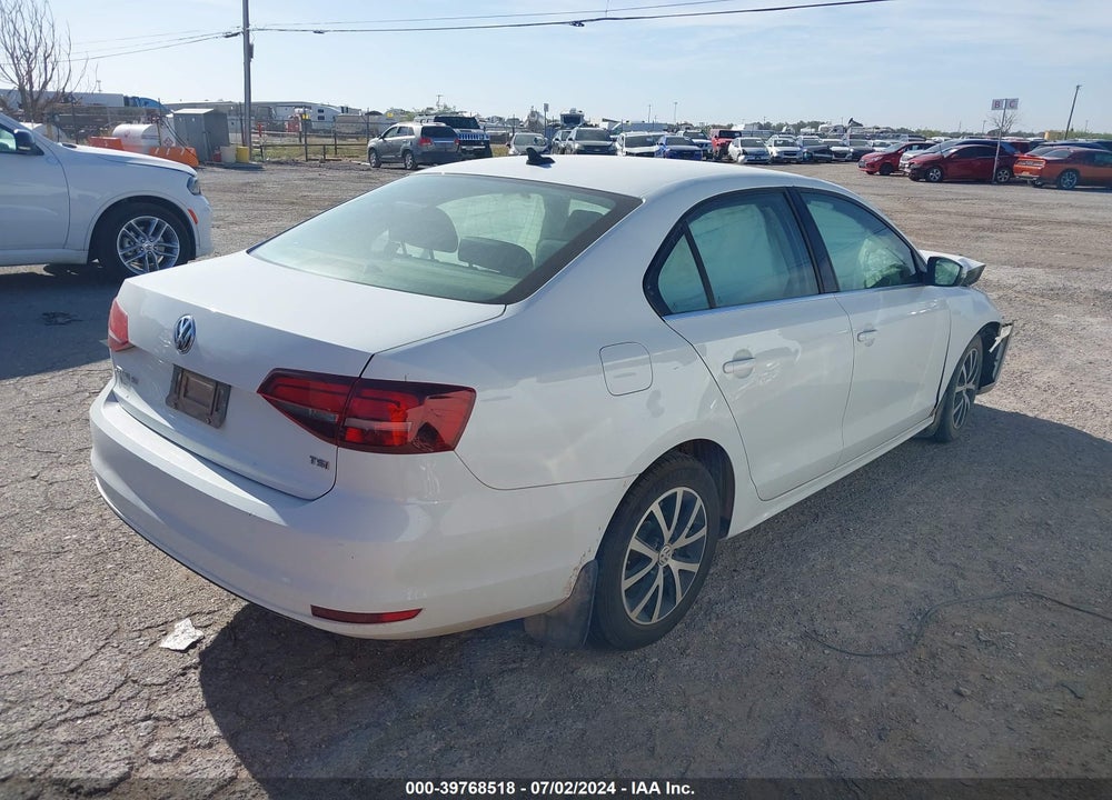 2017 VOLKSWAGEN JETTA 1.4T SE VIN: 3VWDB7AJ6HM415941
