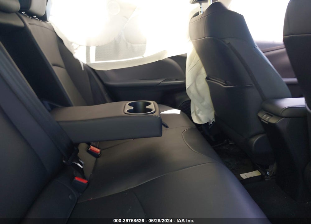 2022 TOYOTA PRIUS XLE AWD-E VIN: JTDL9MFU9N3033329