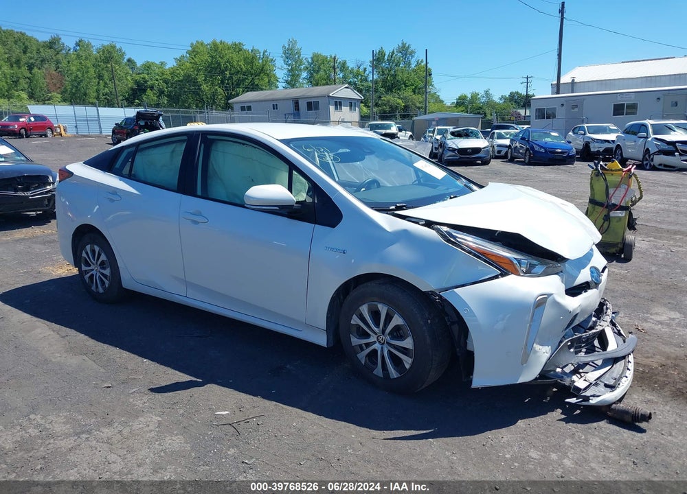 2022 TOYOTA PRIUS XLE AWD-E VIN: JTDL9MFU9N3033329
