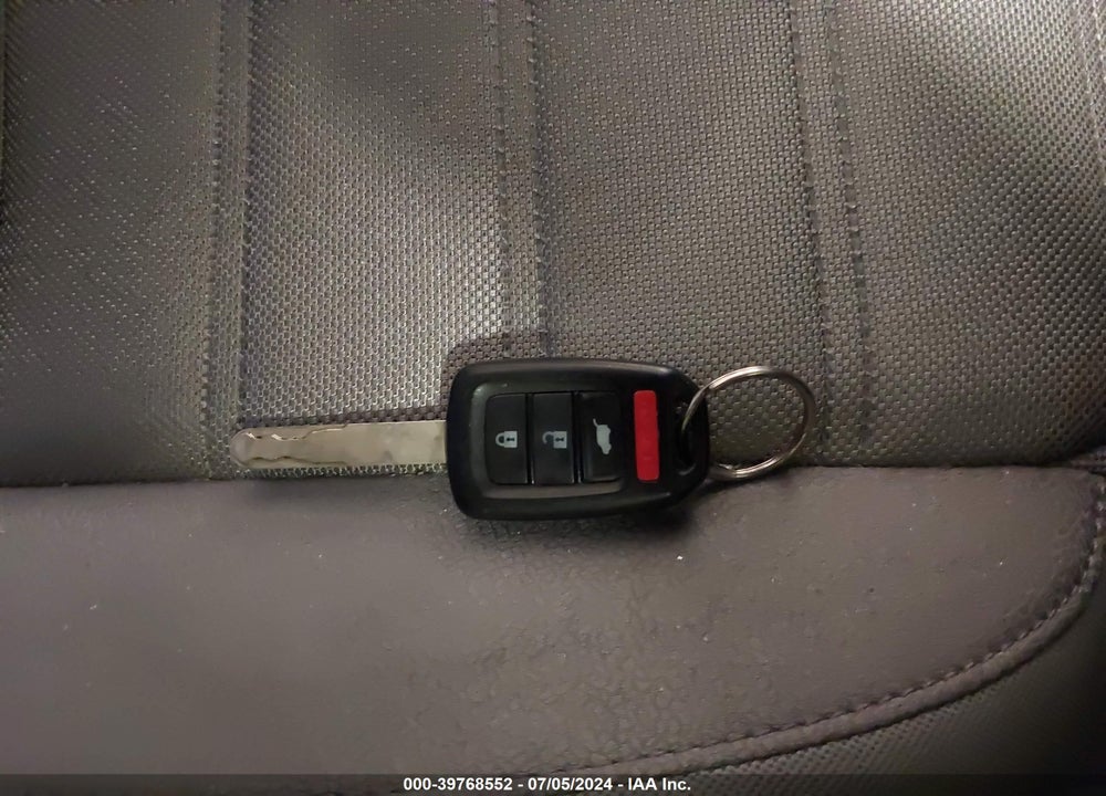 2019 HONDA CR-V LX VIN: 2HKRW6H39KH219729