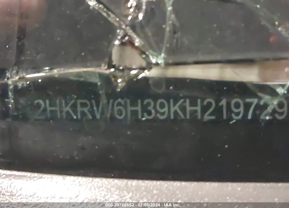 2019 HONDA CR-V LX VIN: 2HKRW6H39KH219729