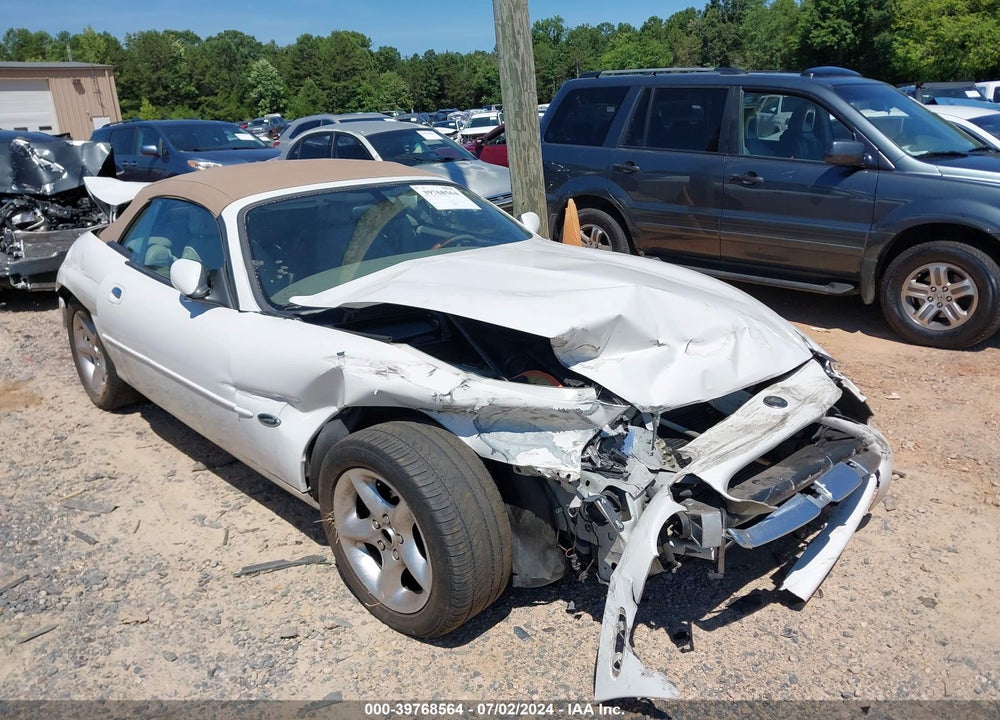 2001 JAGUAR XK8 VIN: SAJDA42C91NA12220
