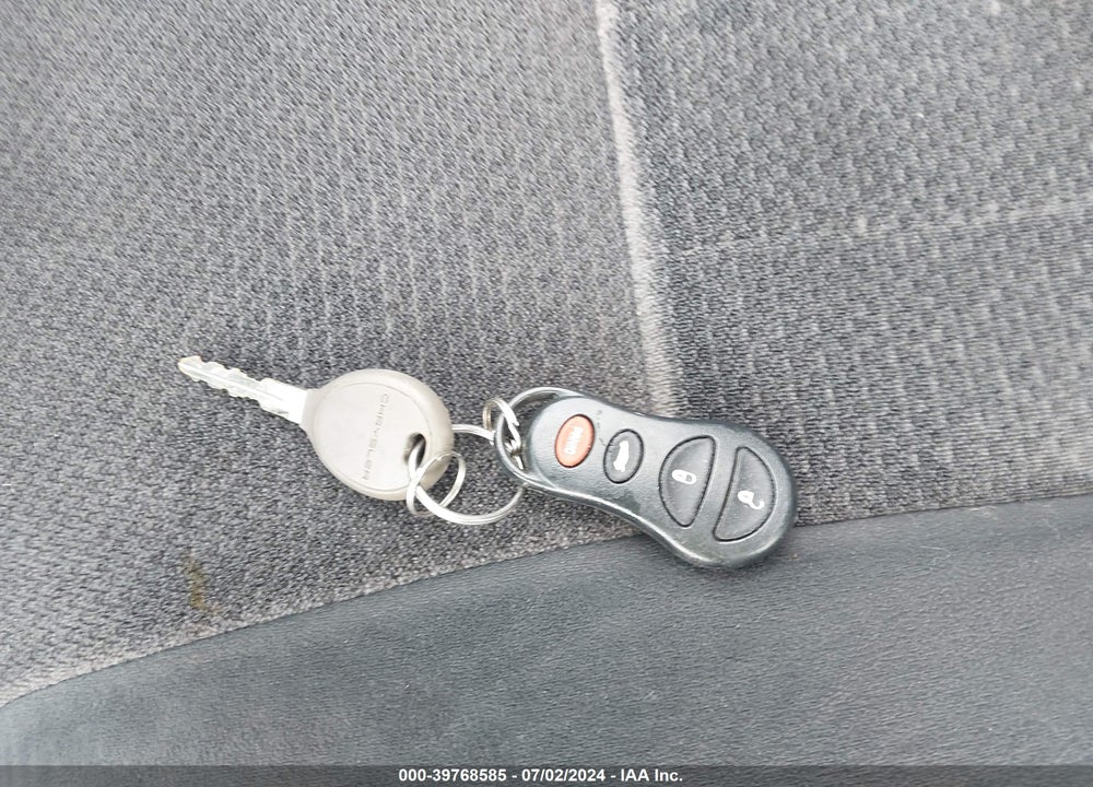 2006 CHRYSLER SEBRING TOURING VIN: 1C3EL55R66N160885