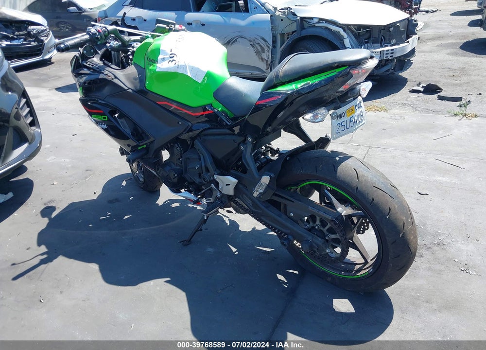2022 KAWASAKI EX650 N VIN: ML5EXEN13NDA72517