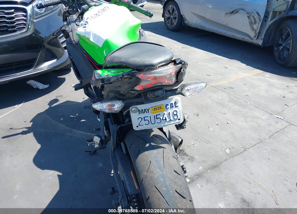 2022 KAWASAKI EX650 N VIN: ML5EXEN13NDA72517